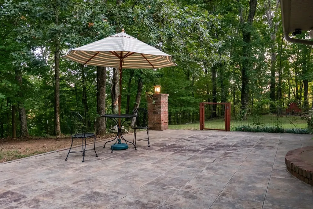 693 Tower Hill Road Livingston TN 38570-2170