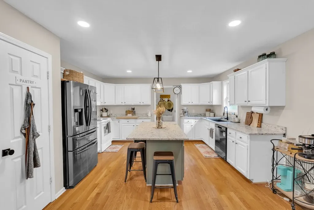 4144 Woodview Drive Cookeville TN 38501