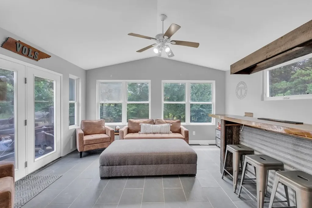 4144 Woodview Drive Cookeville TN 38501