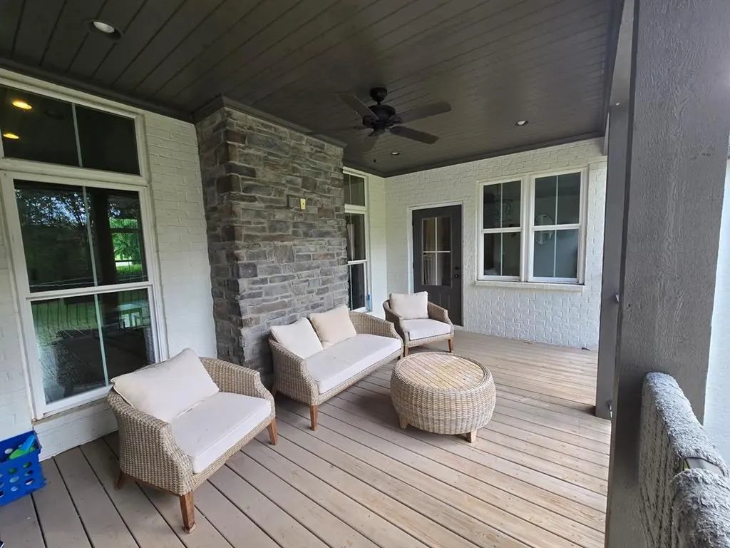 1734 Hickory Cove Cookeville TN 38506