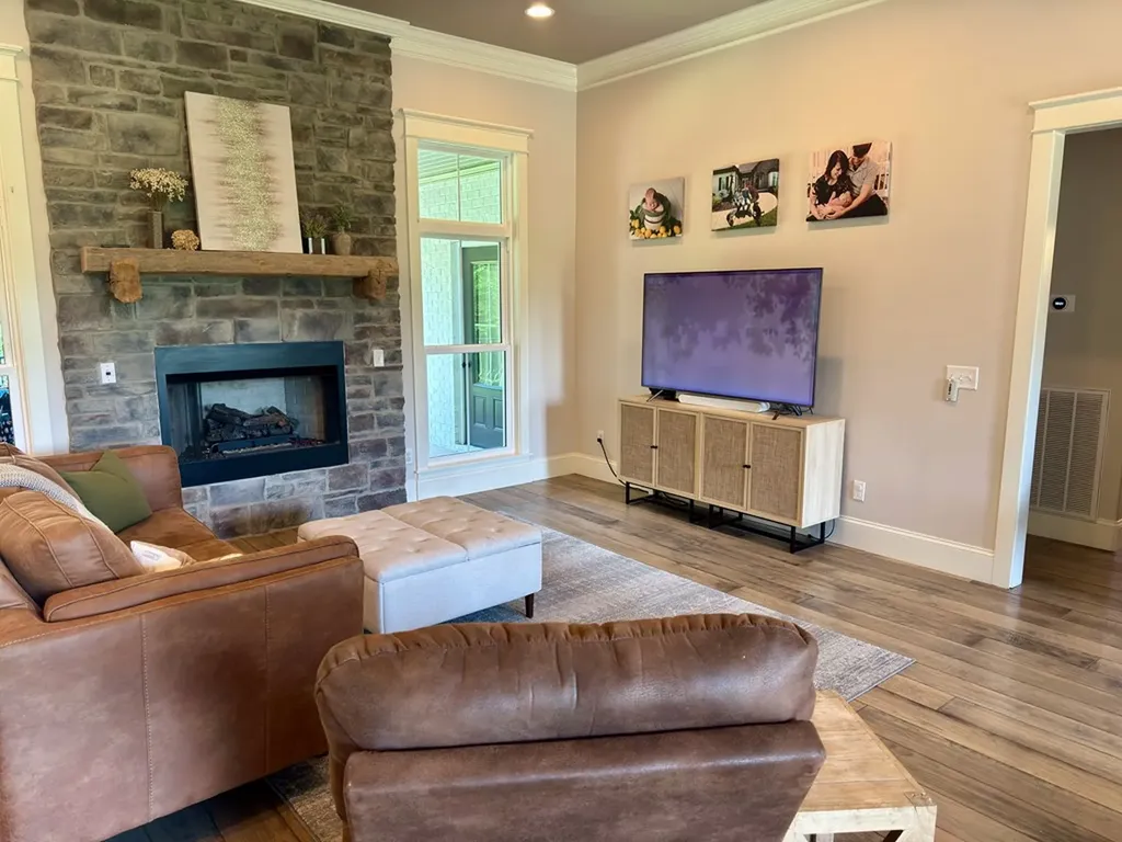 1734 Hickory Cove Cookeville TN 38506