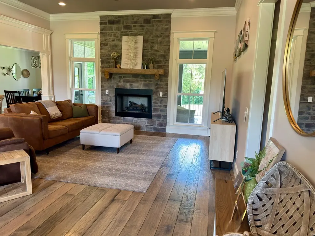 1734 Hickory Cove Cookeville TN 38506