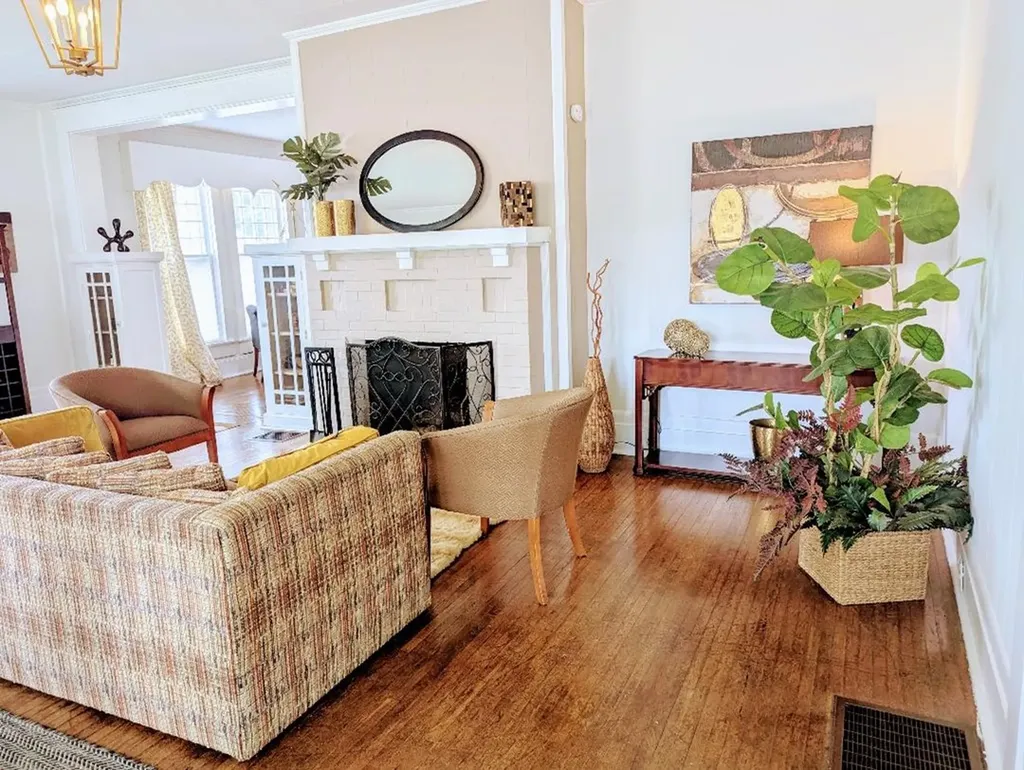 106 N Oak Street Monterey TN 38574