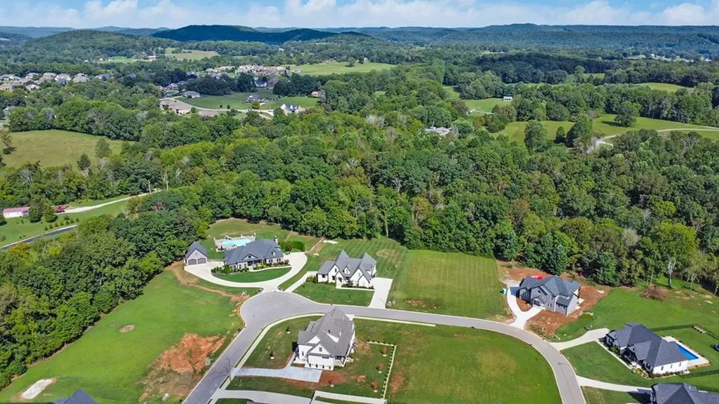 1916 Rivers Edge Drive Cookeville TN 38506