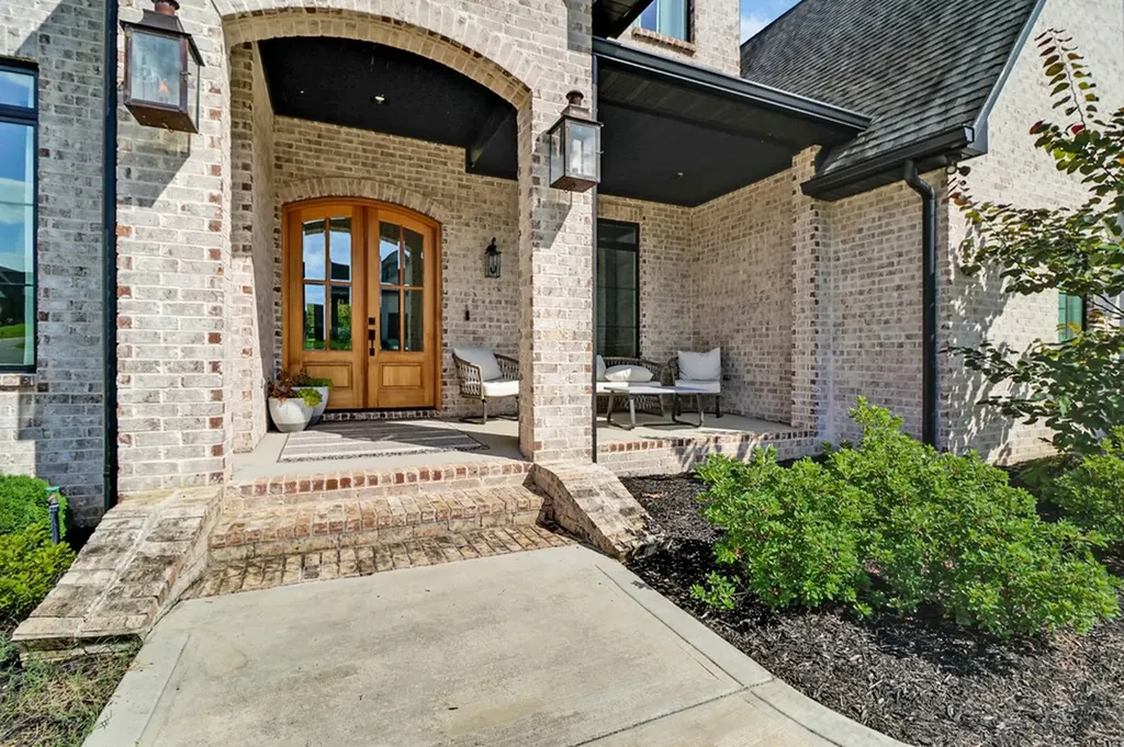 1916 Rivers Edge Drive Cookeville TN 38506