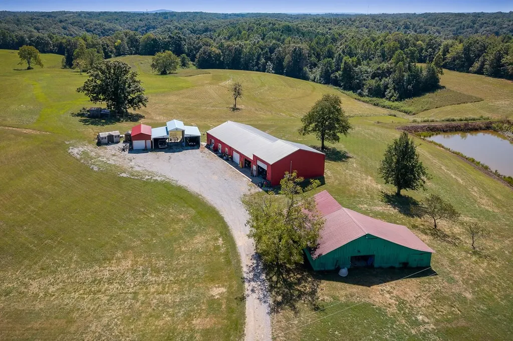 470 Wade Road Sparta TN 38583