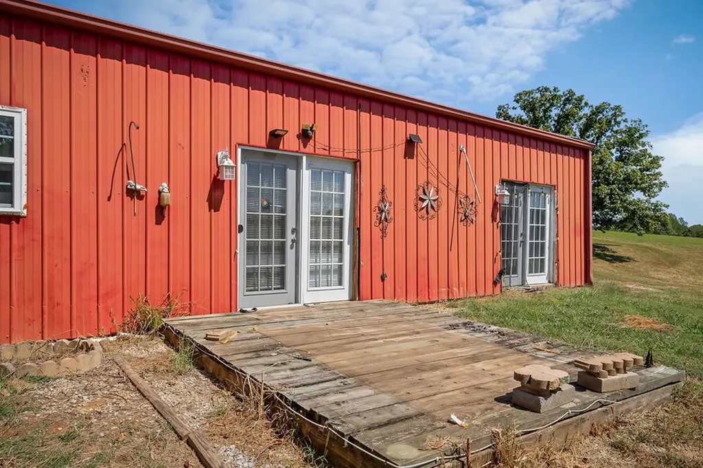 470 Wade Road Sparta TN 38583