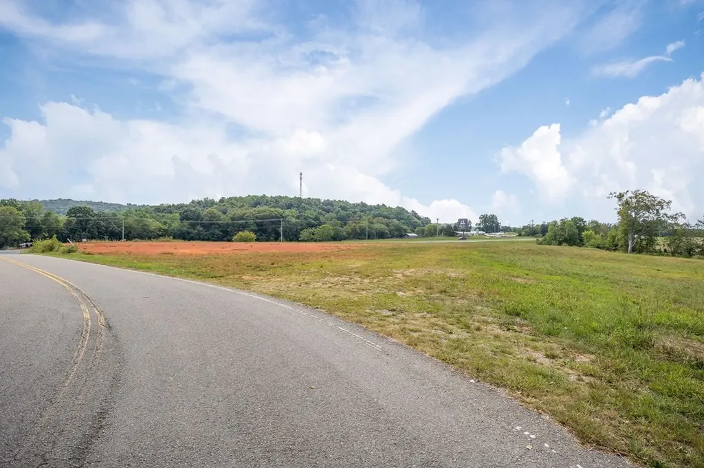 0 Cookeville Highway Livingston TN 38570