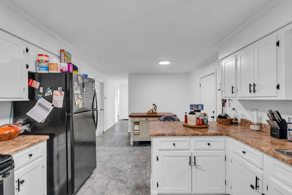 8444 Old Kentucky Road Sparta TN 38583