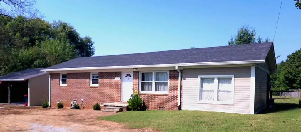 8444 Old Kentucky Road Sparta TN 38583