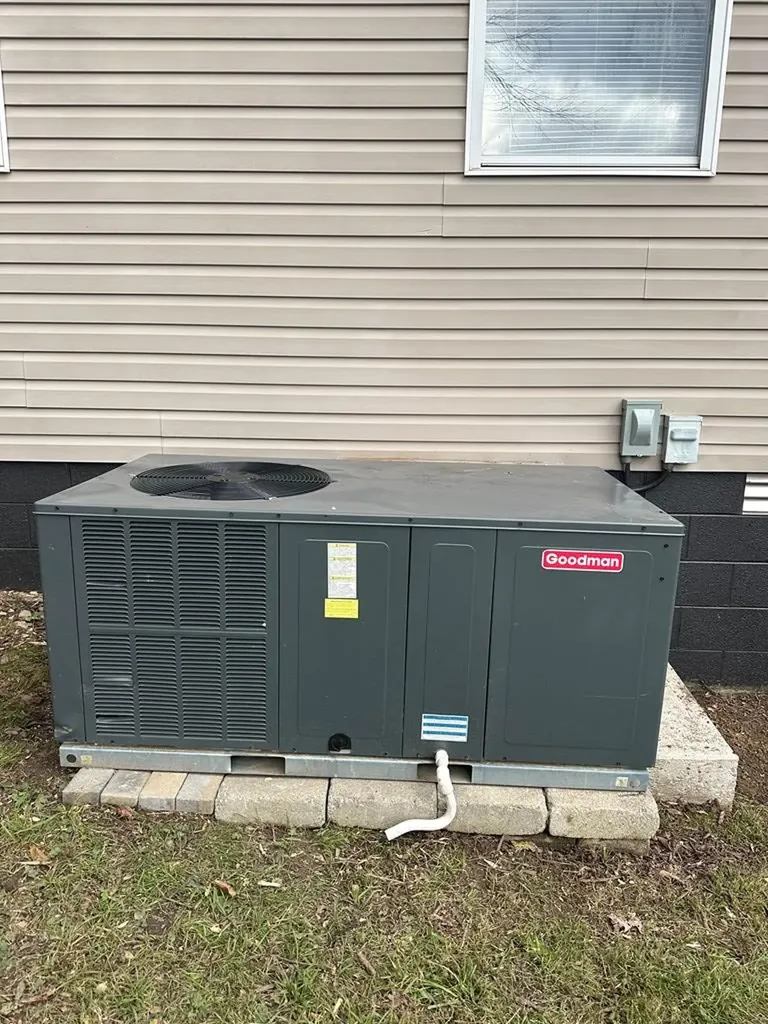 322 Gipson Avenue Gainesboro TN 38562