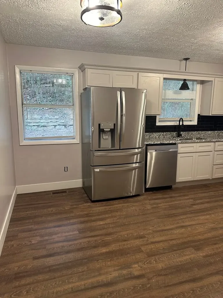 322 Gipson Avenue Gainesboro TN 38562