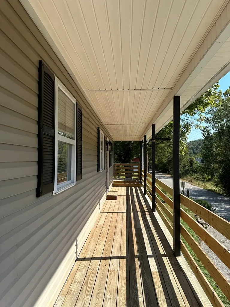 322 Gipson Avenue Gainesboro TN 38562