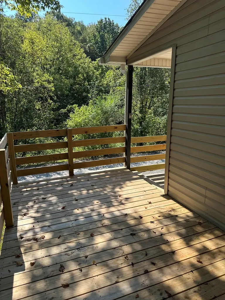 322 Gipson Avenue Gainesboro TN 38562