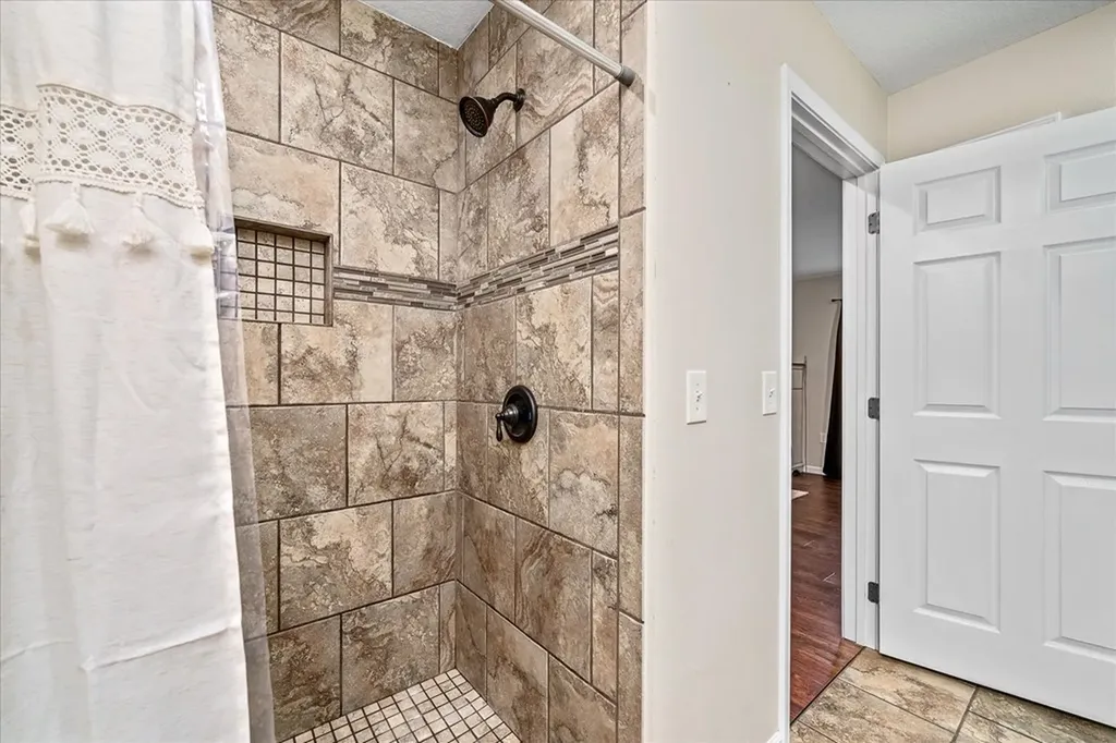 719 Taopi Lane Crossville TN 38572