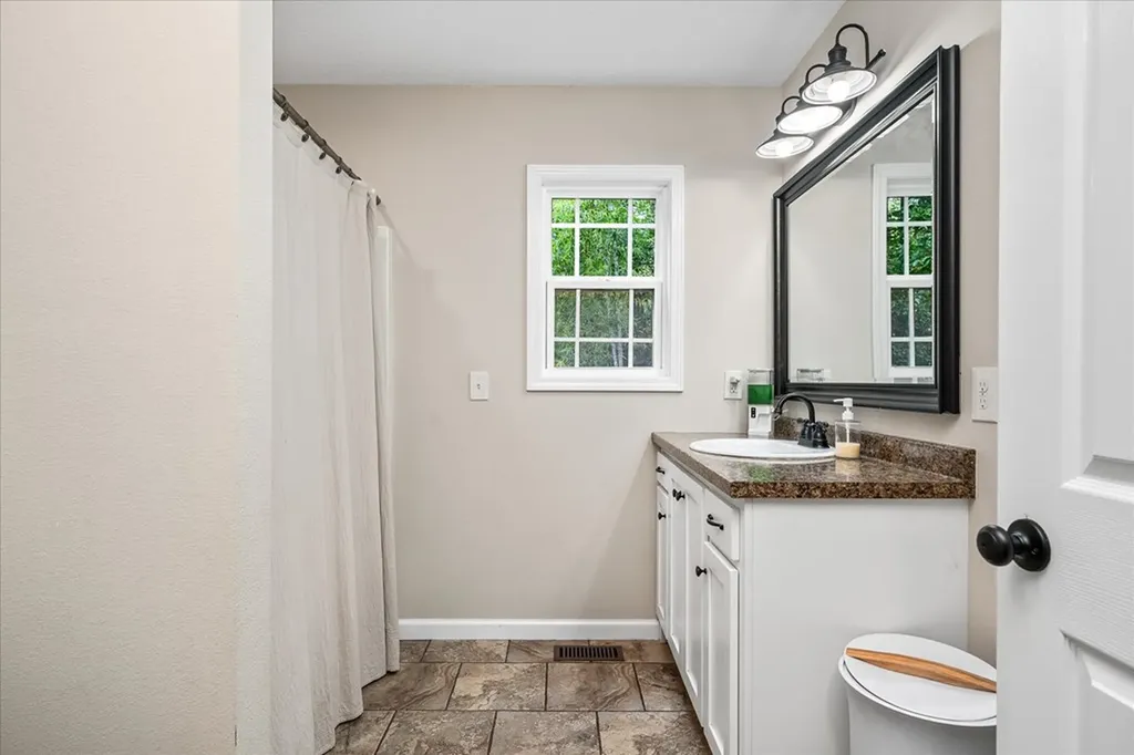 719 Taopi Lane Crossville TN 38572