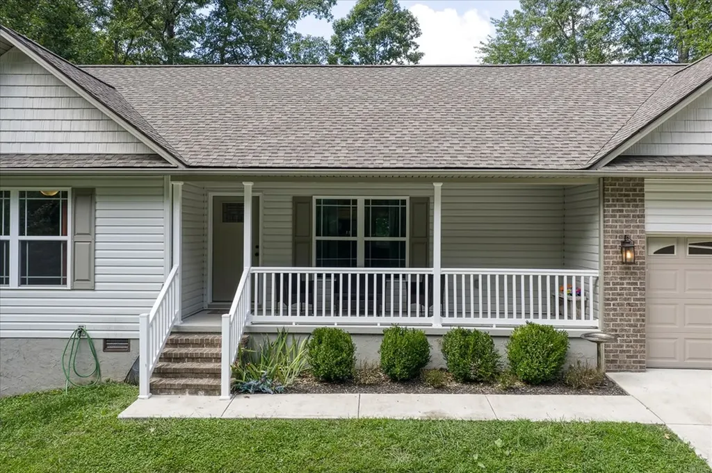 719 Taopi Lane Crossville TN 38572