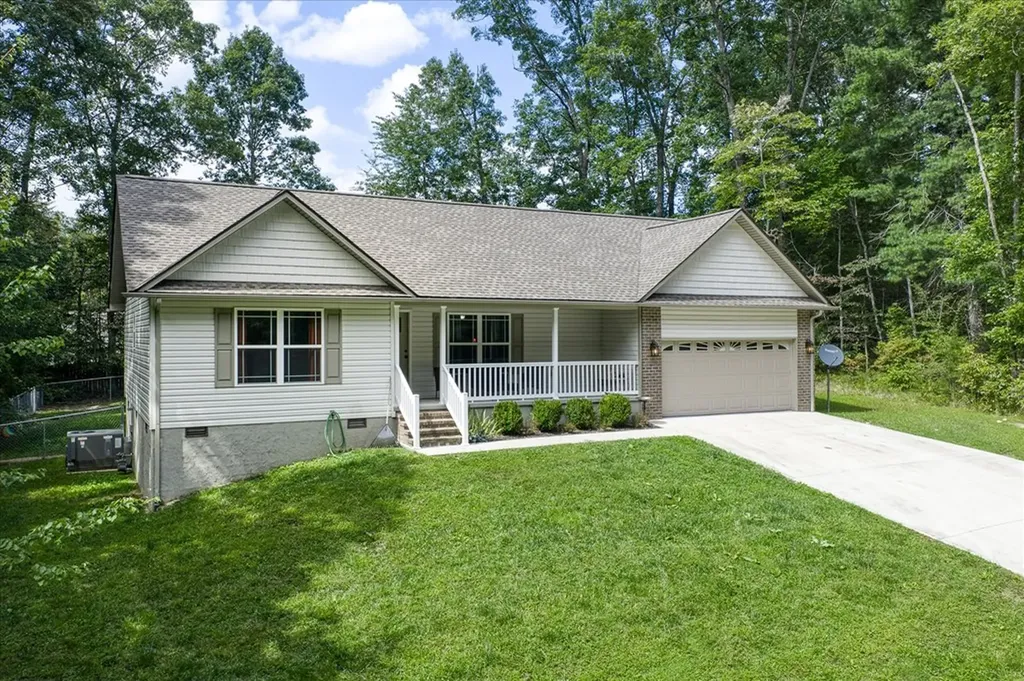 719 Taopi Lane Crossville TN 38572