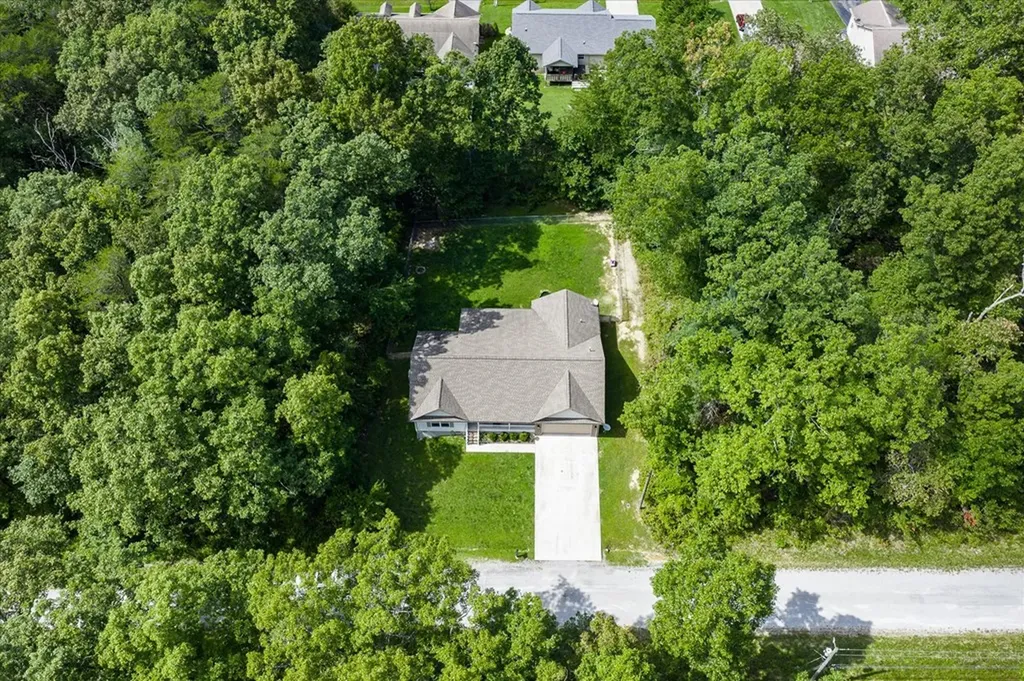 719 Taopi Lane Crossville TN 38572