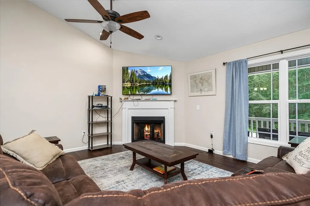 719 Taopi Lane Crossville TN 38572