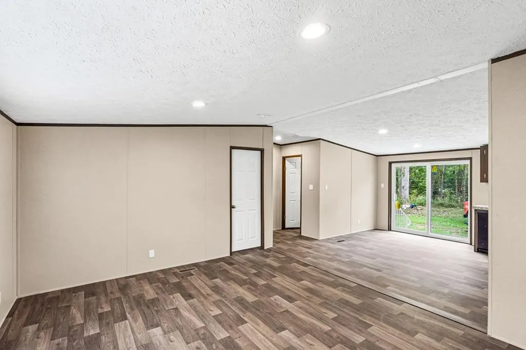 2171 Wartrace Highway Pleasant Shade TN 37145