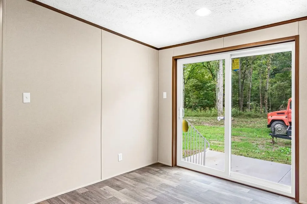 2171 Wartrace Highway Pleasant Shade TN 37145