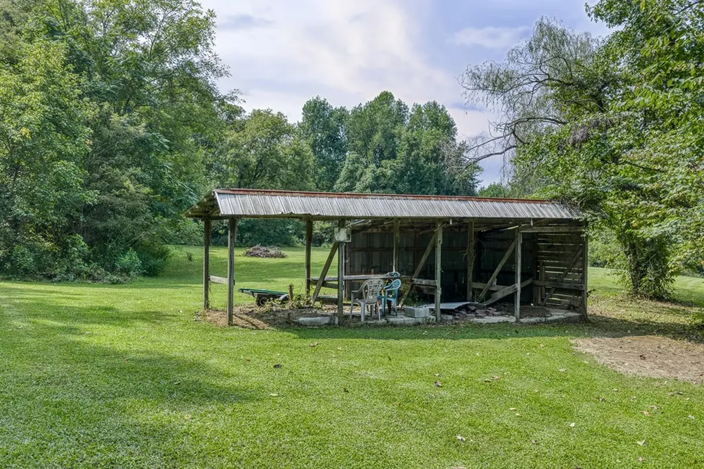 227 Bruce Lane Rickman TN 38580