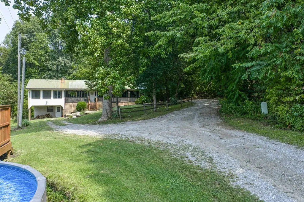 227 Bruce Lane Rickman TN 38580