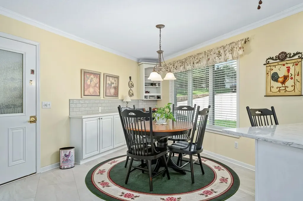 16 Belvedere Lane Crossville TN 38558