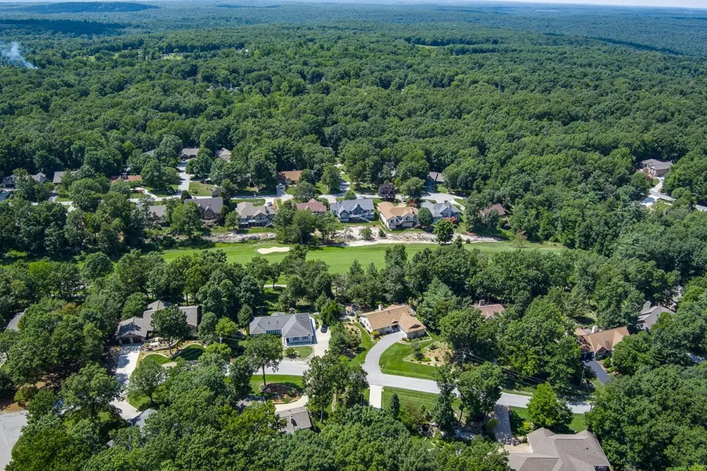 16 Belvedere Lane Crossville TN 38558