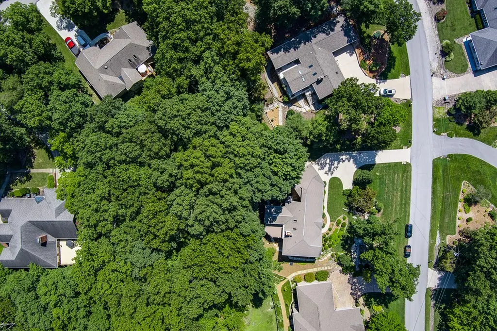 16 Belvedere Lane Crossville TN 38558