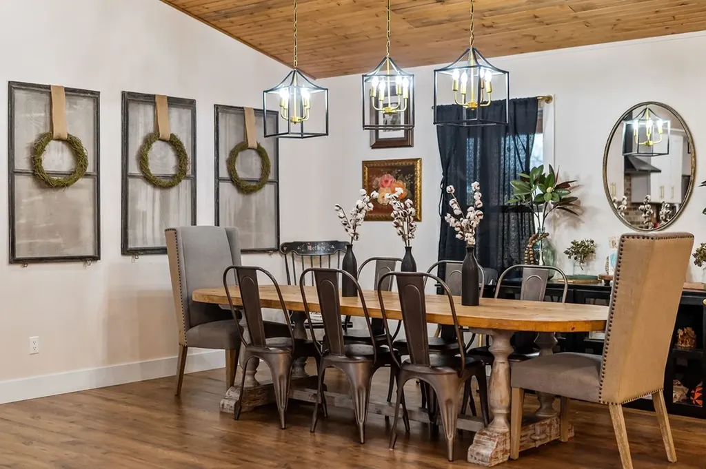 240 NE Bob Ledbetter Livingston TN 38570