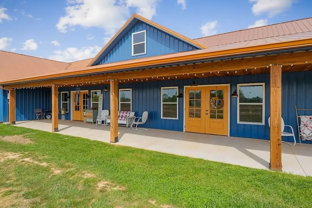 240 NE Bob Ledbetter Livingston TN 38570