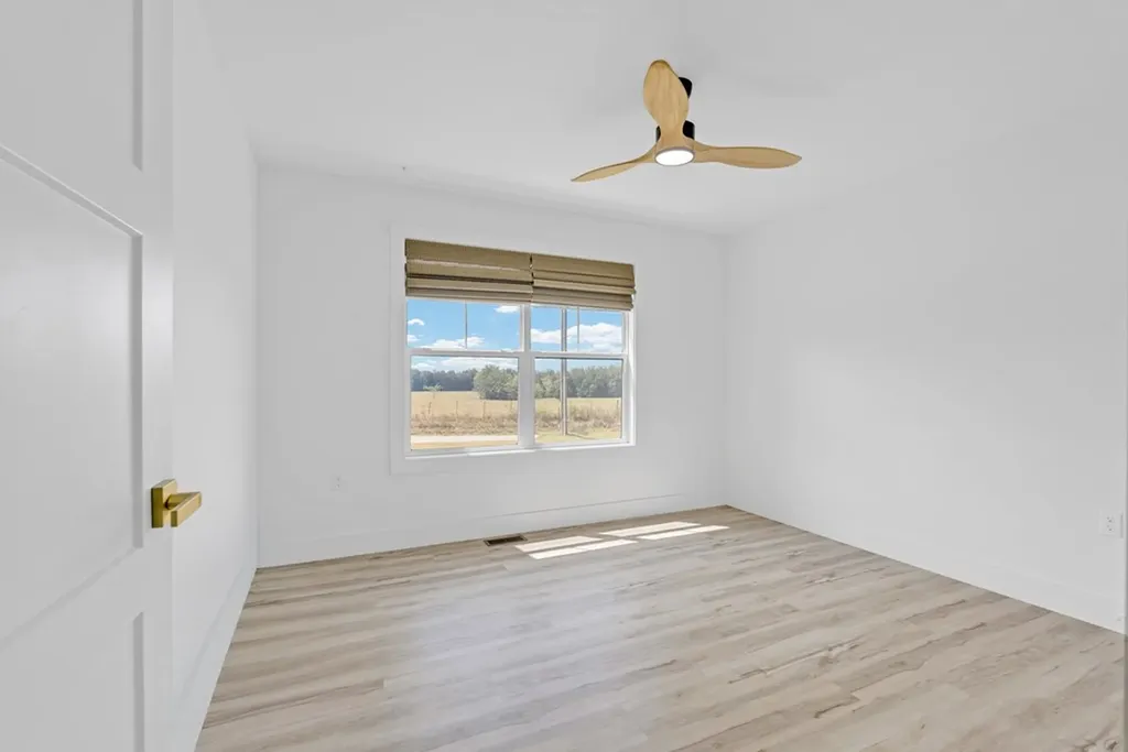 4733 Window Cliff Road Baxter TN 38544