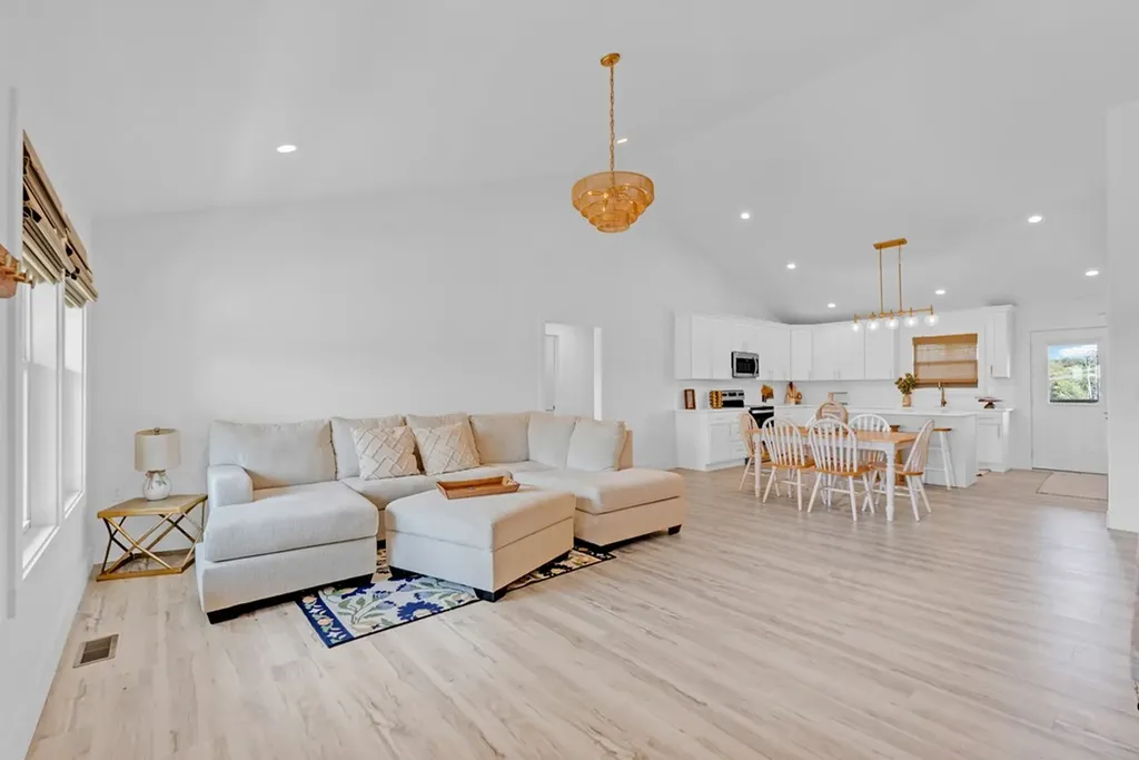 4733 Window Cliff Road Baxter TN 38544