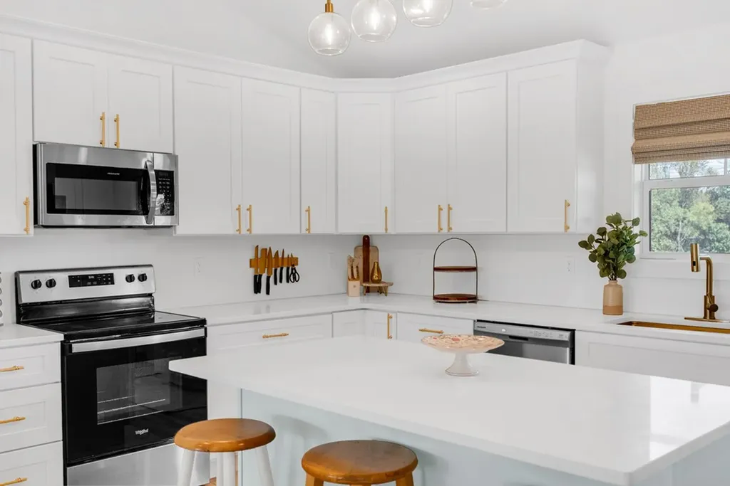 4733 Window Cliff Road Baxter TN 38544