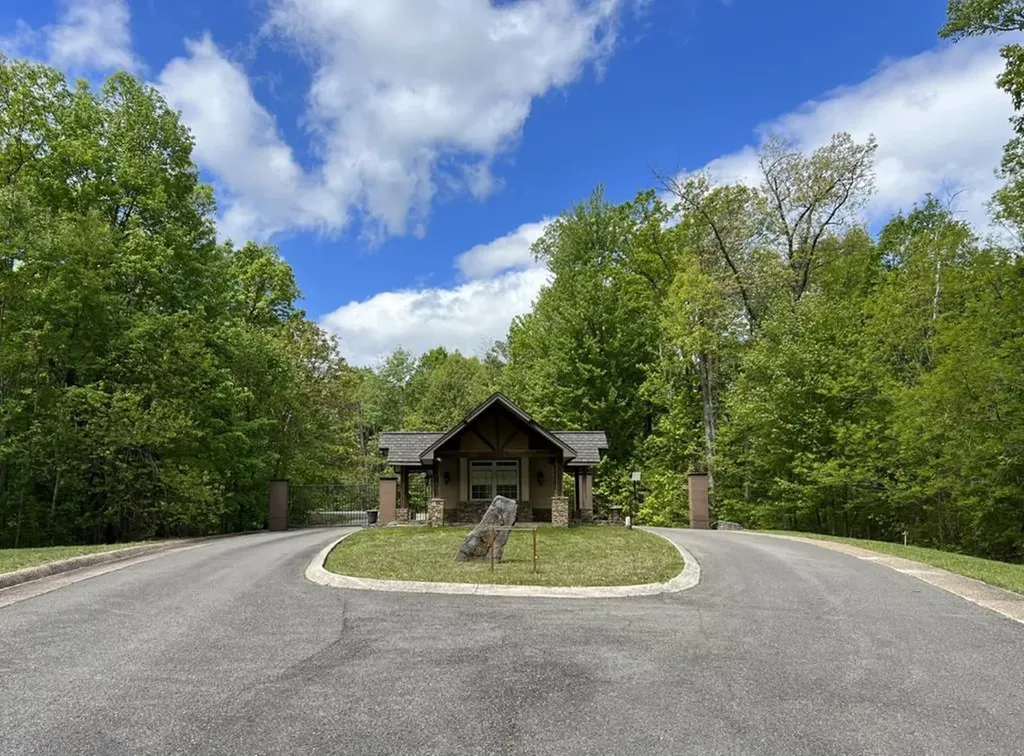 128 Westridge Trail Monterey TN 38574