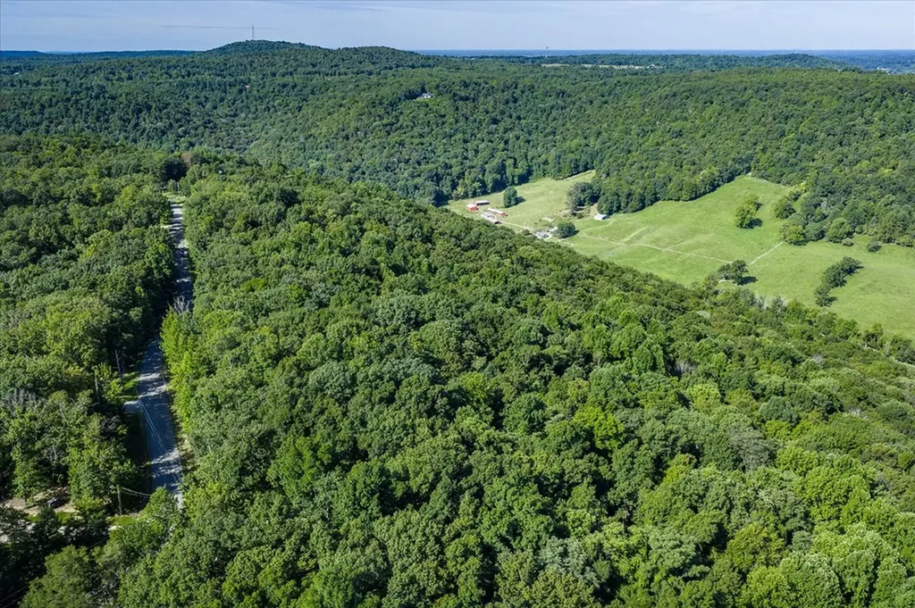 15.6 Ac Overlook Circle Cookeville TN 38506