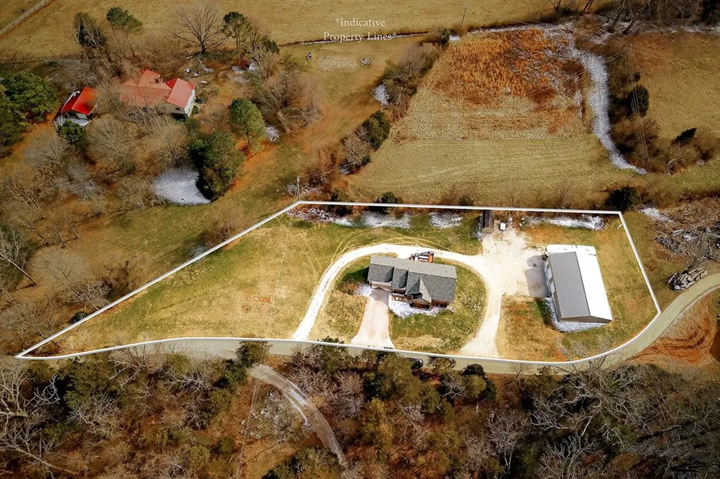 1756 Kirby Lane Cookeville TN 38506