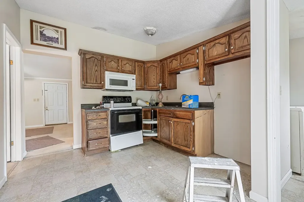 229 Craig Road Monterey TN 38574