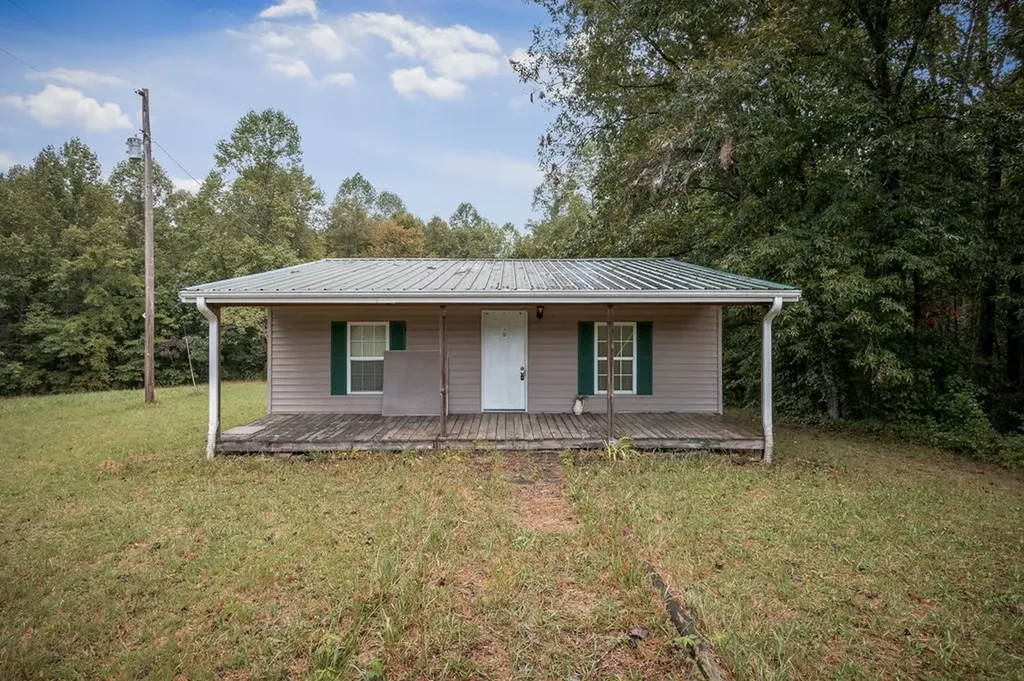 229 Craig Road Monterey TN 38574