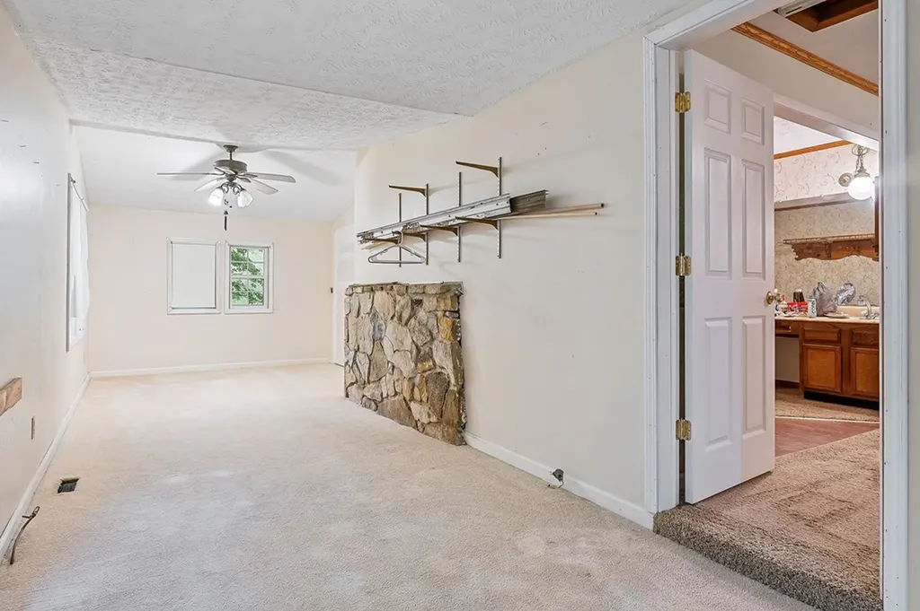 221 Craig Road Monterey TN 38574