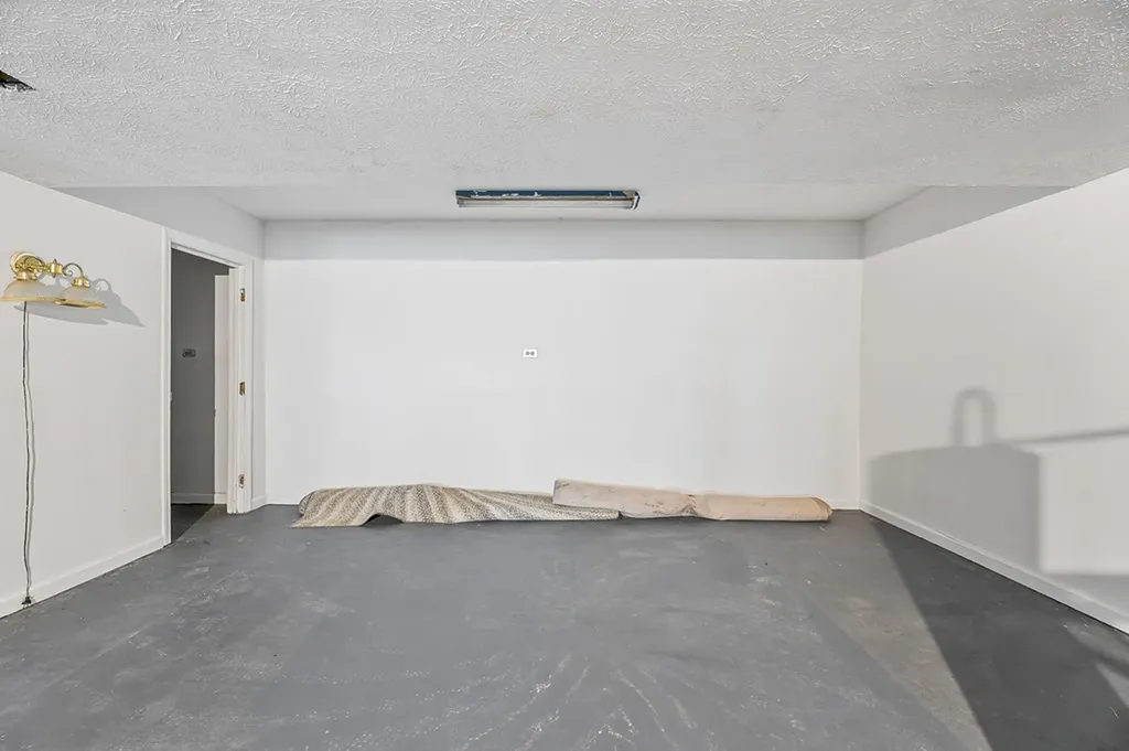 221 Craig Road Monterey TN 38574