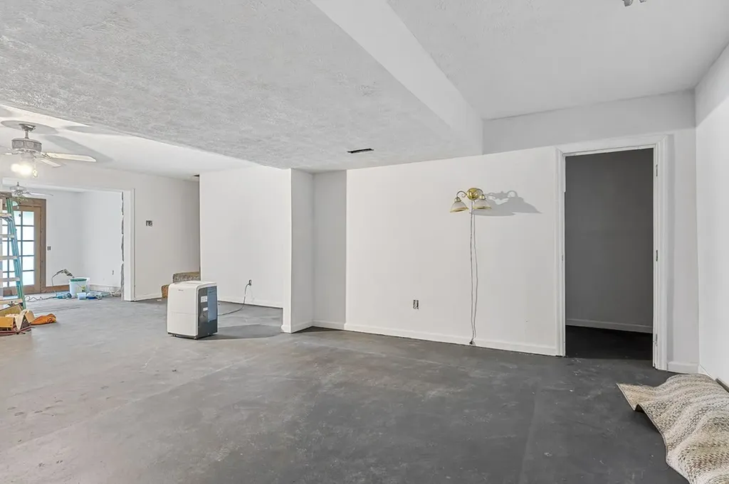 221 Craig Road Monterey TN 38574