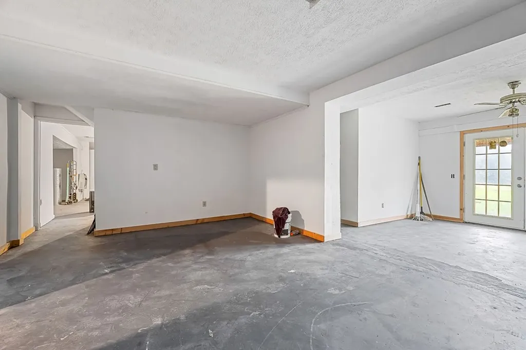 221 Craig Road Monterey TN 38574