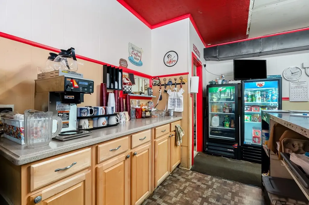 5339 Mcminnville Highway Doyle TN 38559