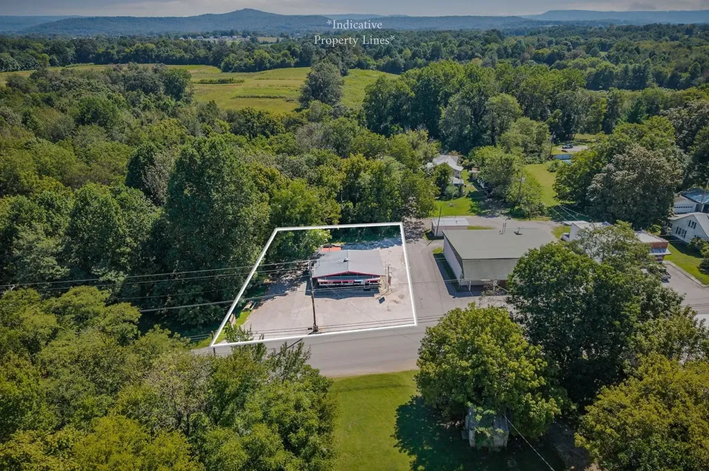 5339 Mcminnville Highway Doyle TN 38559