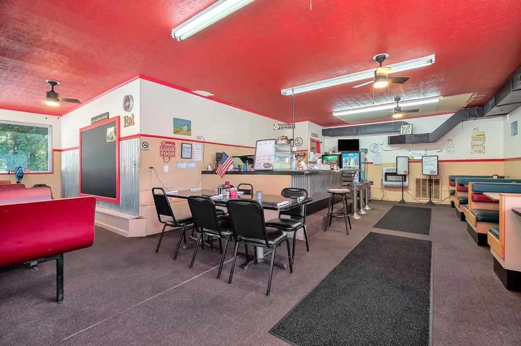 5339 Mcminnville Highway Doyle TN 38559