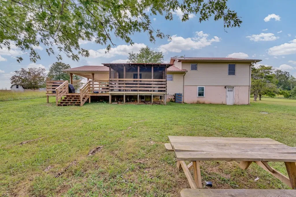 7550 Old Mill Road Baxter TN 38544