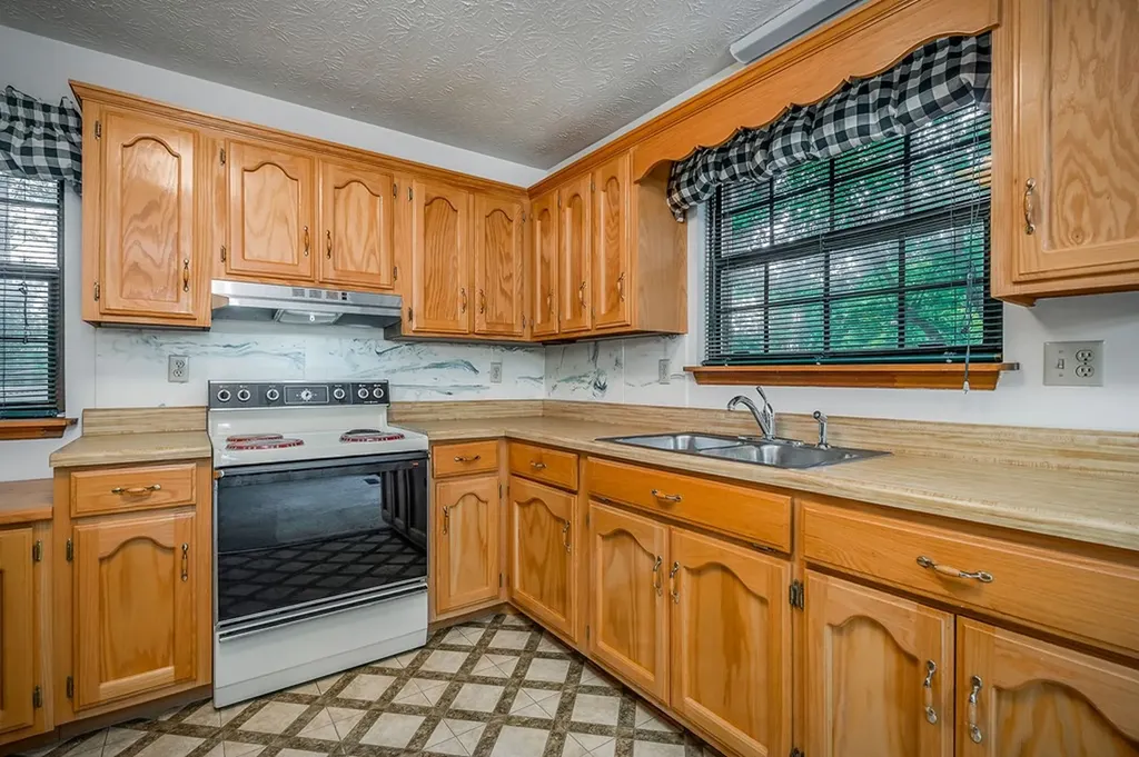 1058 Mcgregor Lane Cookeville TN 38501